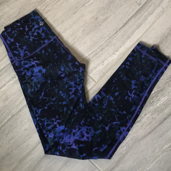 lululemon athletica Pants - Lululemon Wunder Under Leggings